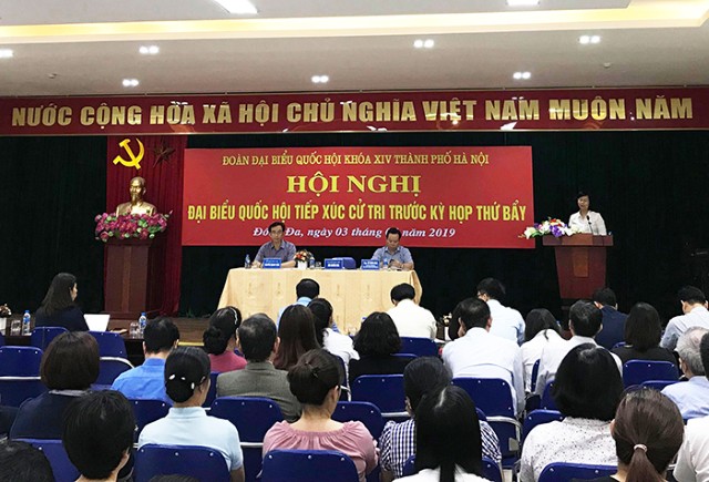 Đại biểu Quốc hội tiếp xúc cử tri quận Đống Đa, Hai Bà Trưng